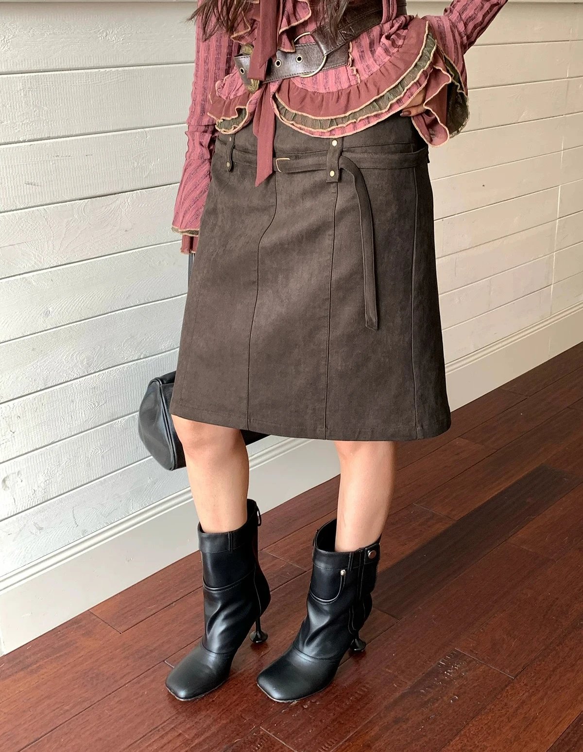 【MAR】Women Retro Brown Rivet Decor Suede Straight Skirt Slim Fit Midi Skirt