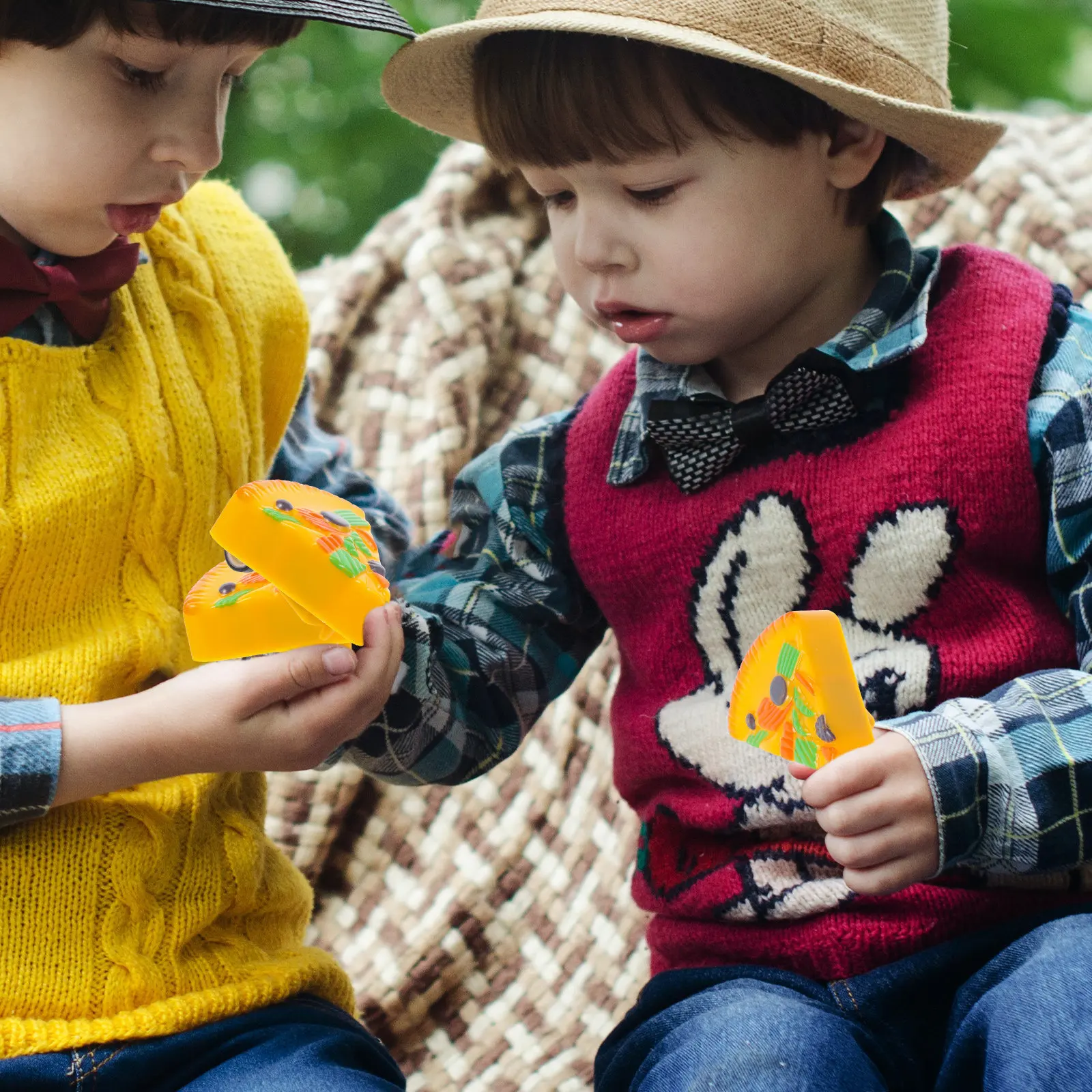 set-di-18-macchinine-a-forma-di-pizza-veicoli-a-frizione-in-plastica-sicura-giocattoli-educativi-per-bambini-regali-per-feste-per-bambini-piccoli