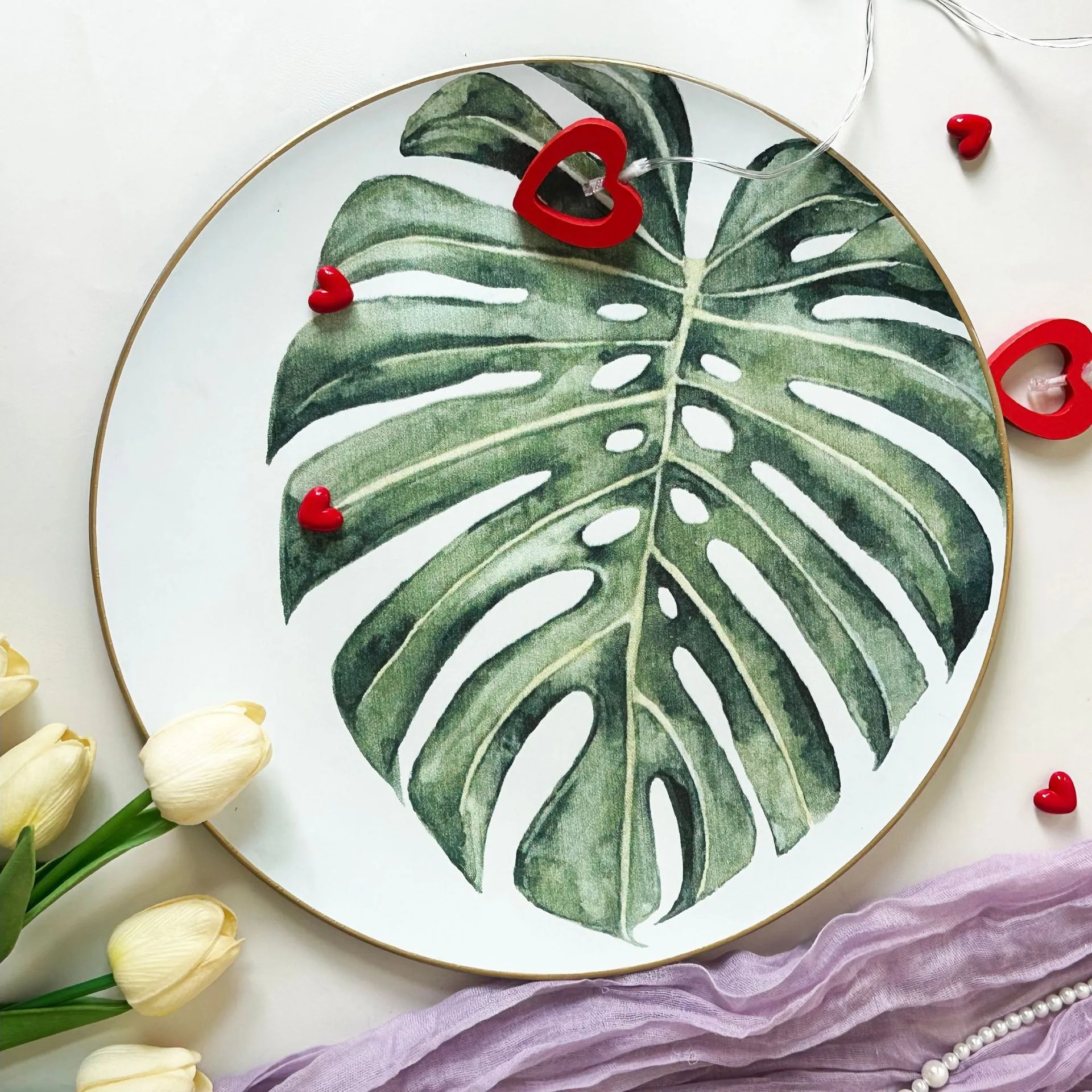 100PCS Charge Plate 13 Inches White Monstera Leaf Ceramic Plate Wedding Centerpieces Event Party Decoration Tableware Tray