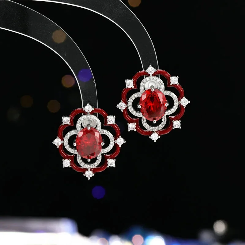 Ретро, элегантные и изысканные серьги в сказочном стиле и милые серьги-гвоздики с цветочным узором, новинка 2023 года.