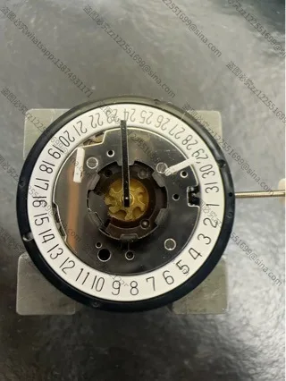 

Suitable for Watch Accessories Swiss Original Movement 8271 Quartz Movement New Original 5-pin Six-point Position