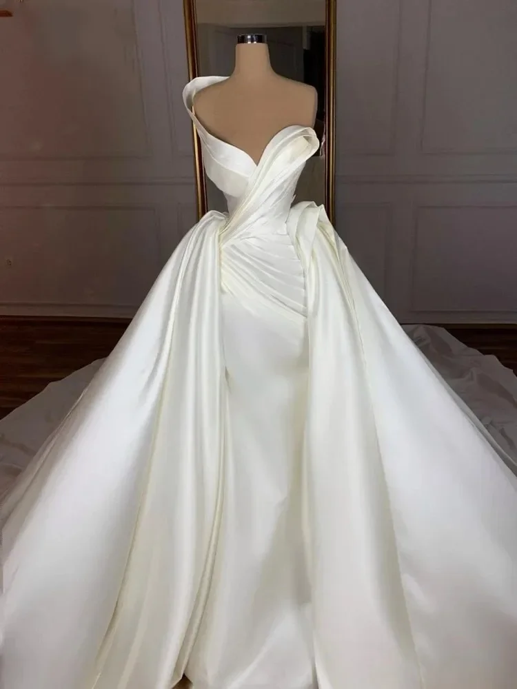 Customized  Off The Shoulder Satin Mermaid Wedding Dress With Overskirt Vestido De Noiva Vintage Ruched Mermaid Bridal Gown