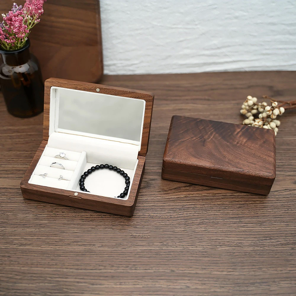 

Travel Woman Portable Earring Ring Box Birthday Dinner Highend Jewelry Gift Box Home Furnishings Dustproof Bracelet Storage Box