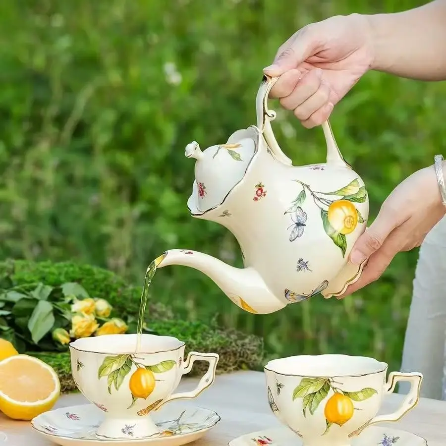 Lemon Teapot Coffee Cup and Saucer Set Beautiful Vintage Coffee Mug Modern Set Tania Bulhoes Luxury Design Cup
