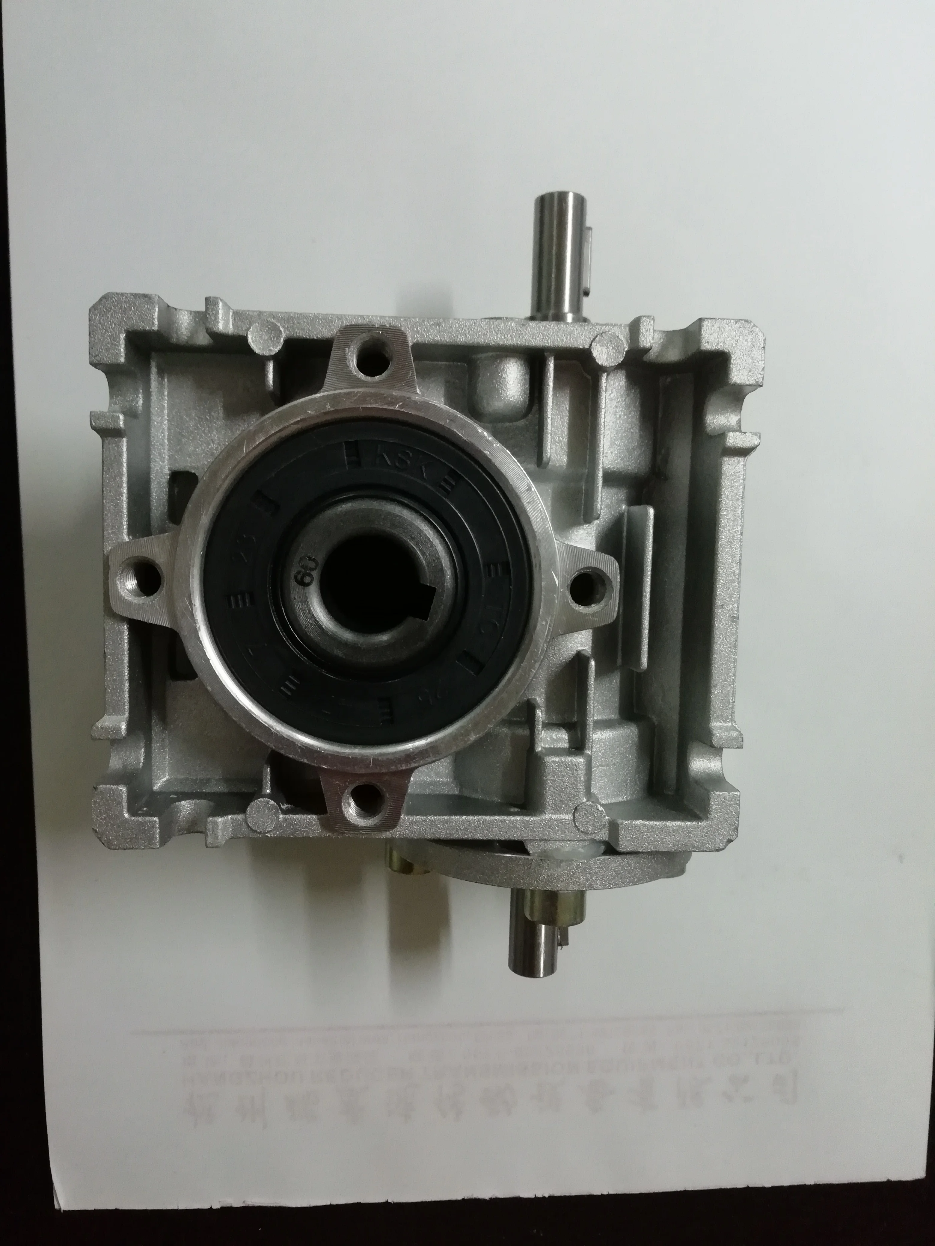 Nrv040-vs  Worm Reducer Double Input Shaft 11mm Ratio 5:1 - 100 :1 90 Degree Worm Gearbox Speed Reducer