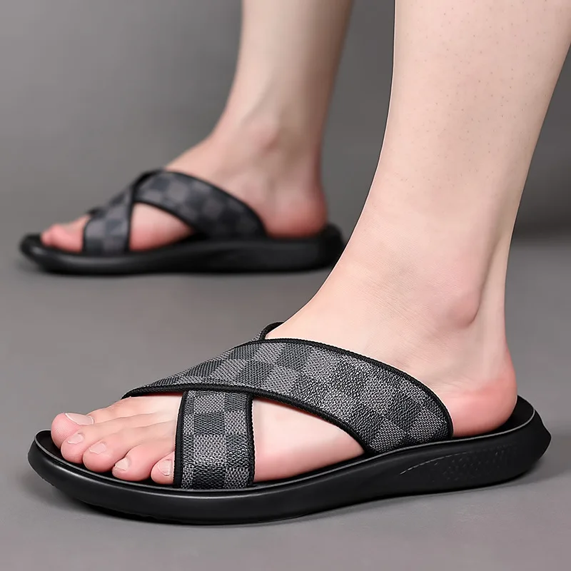 Slippers Men 2023 Summer Checkered Beach Sandals Outdoor Walking Slides for Man Comfortable Daily Men's Casual Shoes Sandals