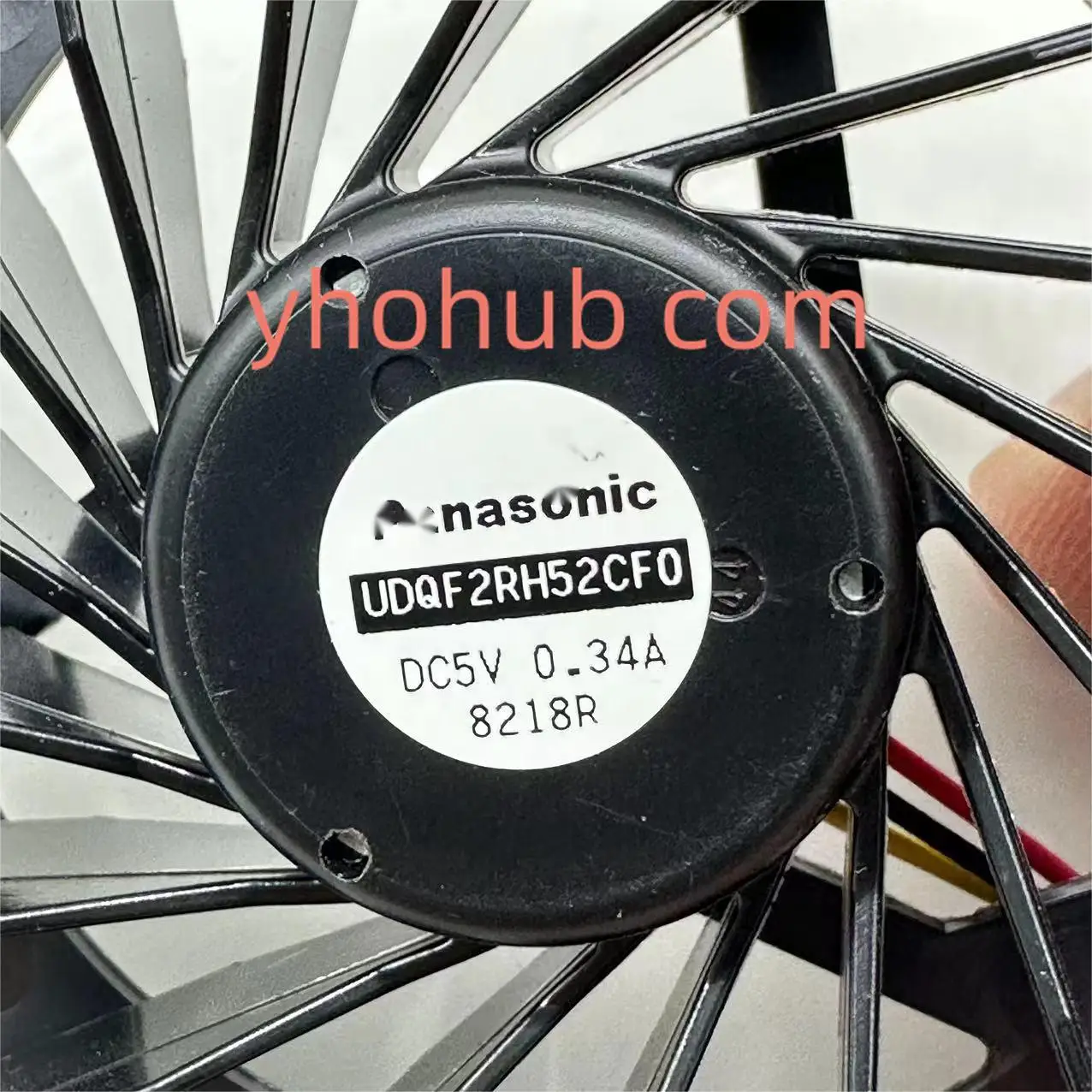 UDQF2RH52CF0 DC 5V 0.34A 3-wire Server Cooling Fan