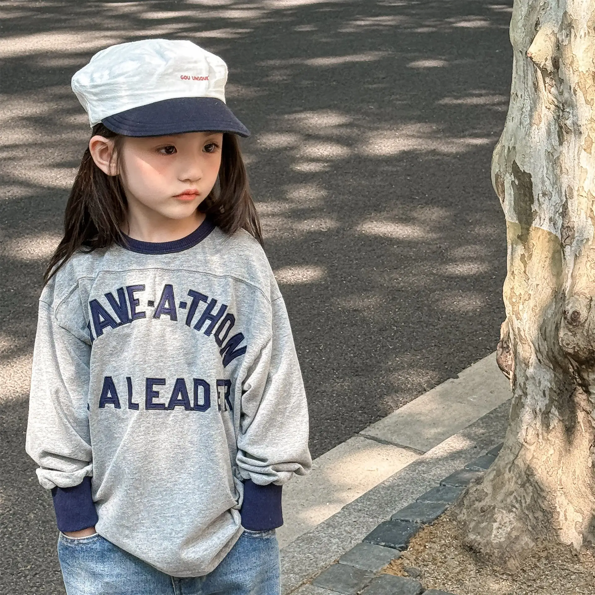 

2025 Autumn New Children Long Sleeve T Shirts Cotton Boys Casual Letter Sweatshirt Loose Kids Girls Versatile Bottoming Tops