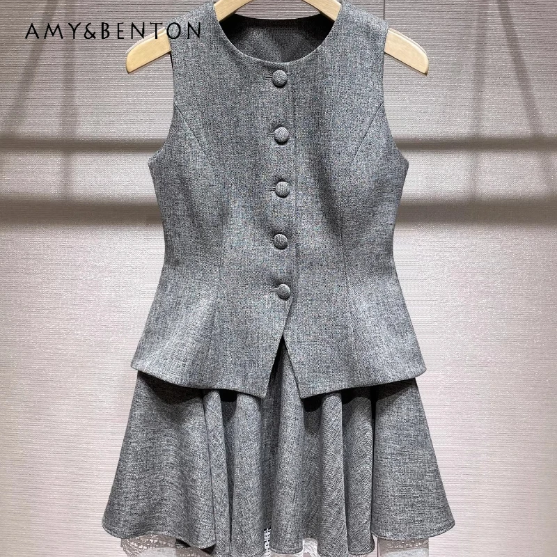 

2026 Summer New Style Slimming Elegant sleeveless Women's Vest Top French Design Gray Lace Splicing Short Skirts Sets Ladies