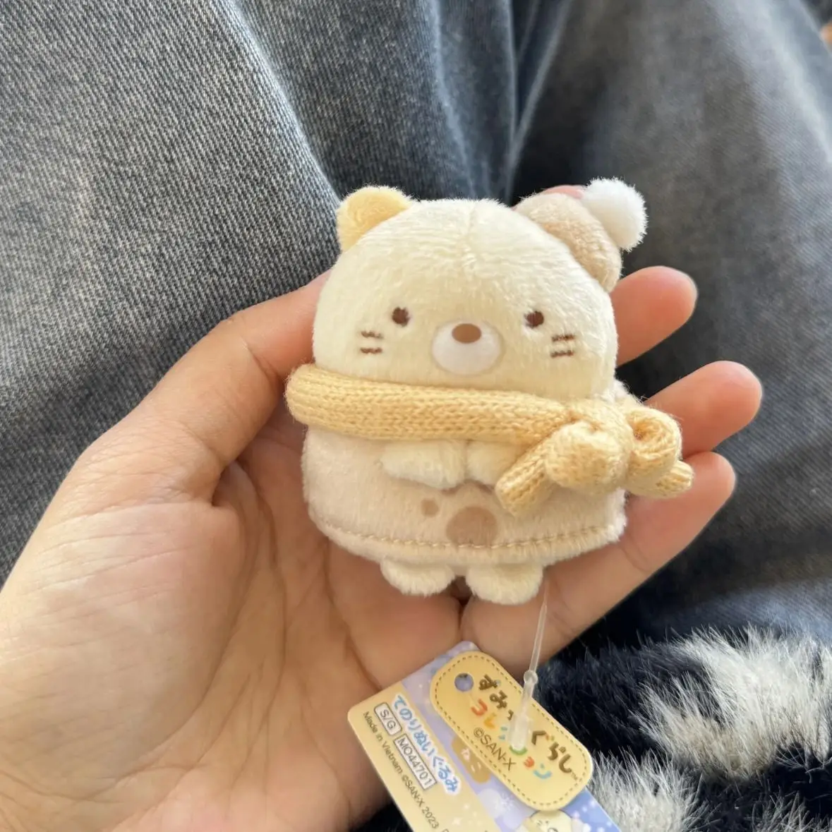 Winter Collection Sumikkogurashi Plush Ornaments Sumikko Gurashi Figurine Scarf Neko Cartoon Kawaii Cat Stuffed Animals Toy Gift