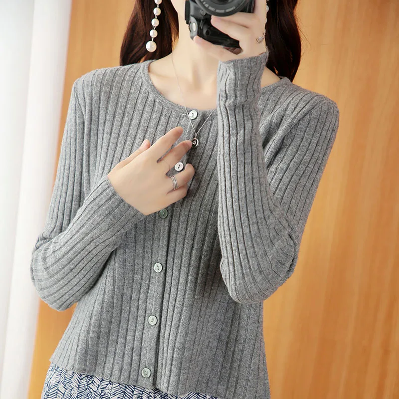 

100% Merino Wool Button-Down Round Neck Fashion Cardigan Cashmere Soft Solid Long Sleeve Basic Clothing Tops