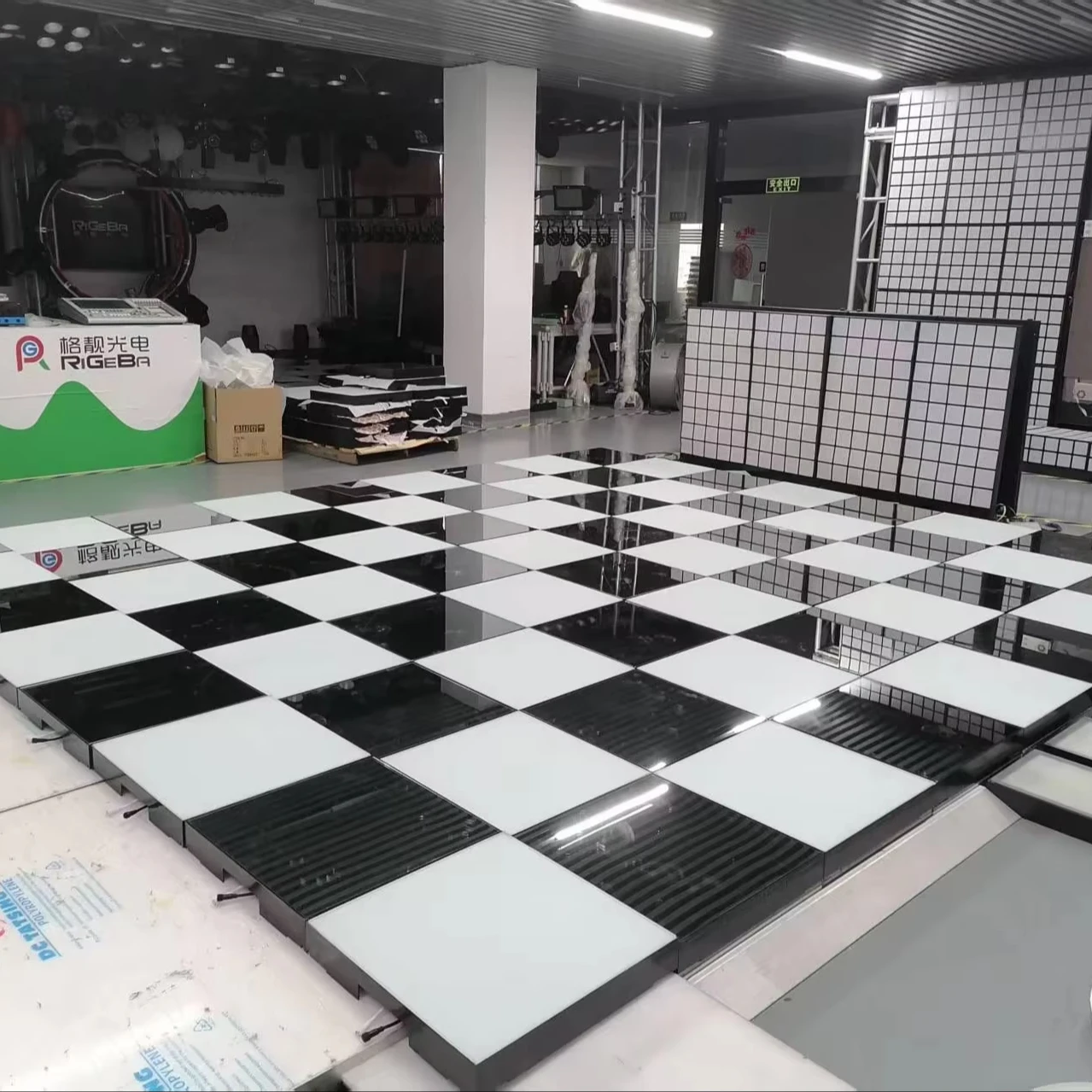 

DMX RGB цветное 3d зеркало бесконечности светодиодный танцпол для свадебной вечеринки, сцены, дискотеки, ночного клуба