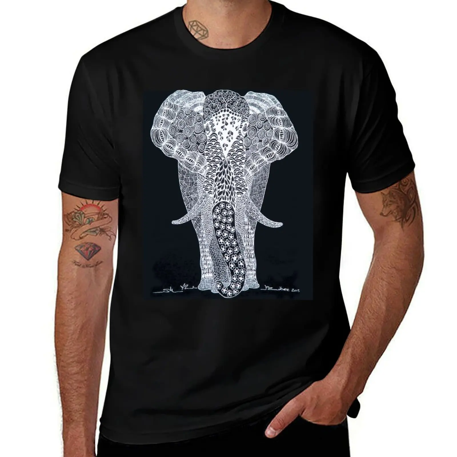 

Black and White Doodle Elephant T-Shirt cotton t shirt pack funny t shirts man t shirts cotton 100% T-Shirt
