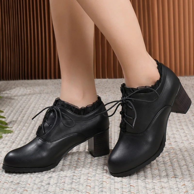 

Женские туфли-лодочки на низком каблуке Lolitas, лоферы, весенняя новинка 2025, черные, телесные офисные модельные туфли на коротком каблуке, женские, большие размеры 45, 48