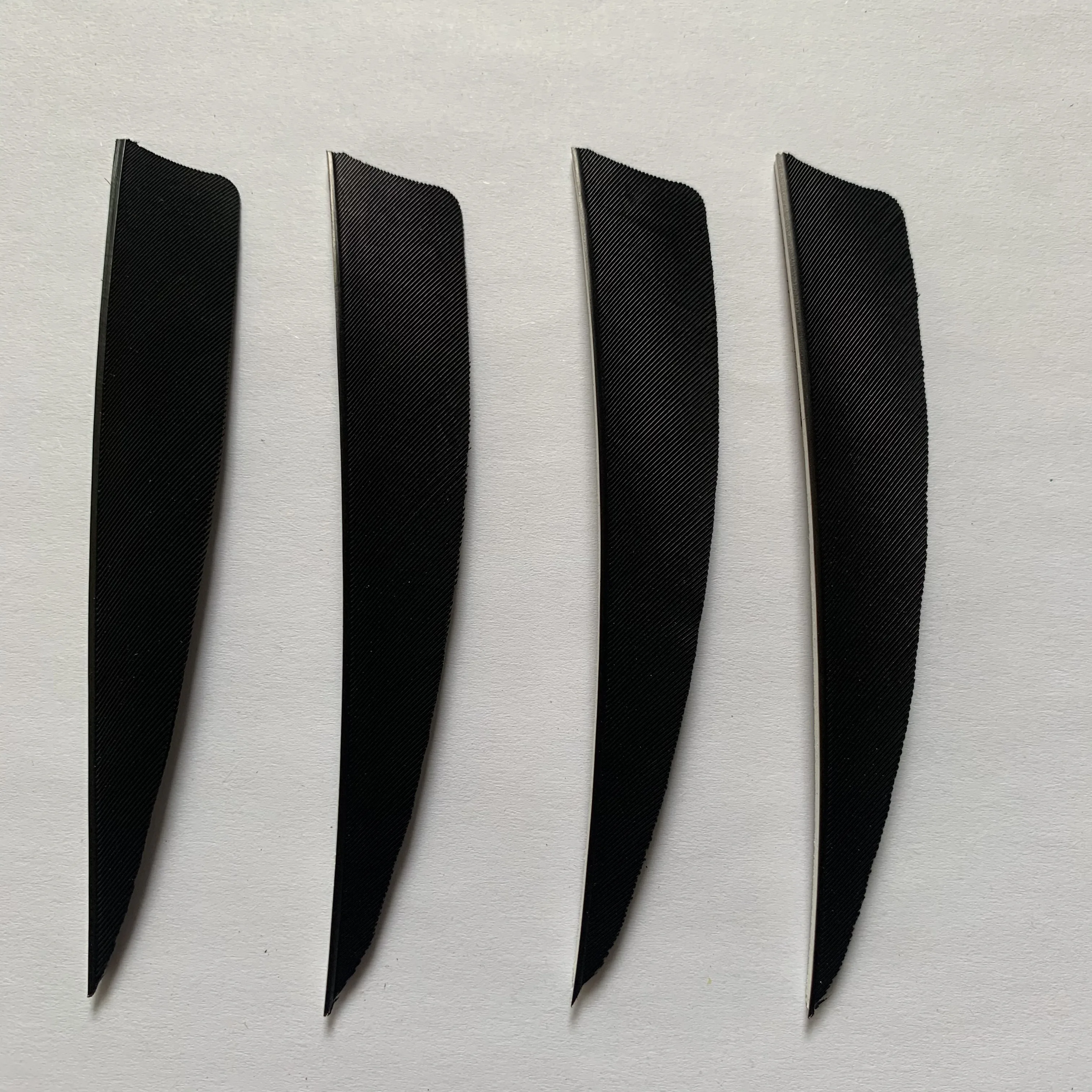 50 Stück 4 Zoll rechter Flügel Truthahnfeder Schild geschnitten Bogenschießen DIY Bogenschießen Schießen Fletches Bogenschießen Zubehör – Detail 11