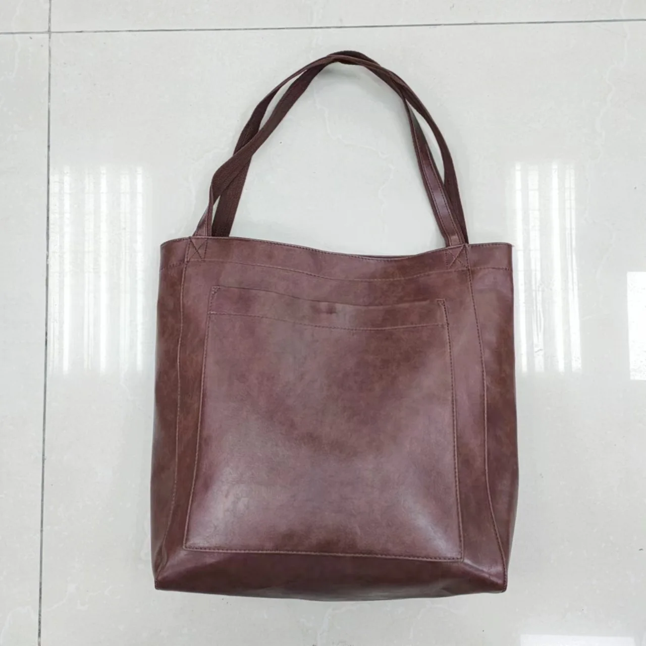 Pocket Women\'s Soft Leather Handheld One Shoulder Retro Oil and Wax Leather Large Capacity New in Tote Bag