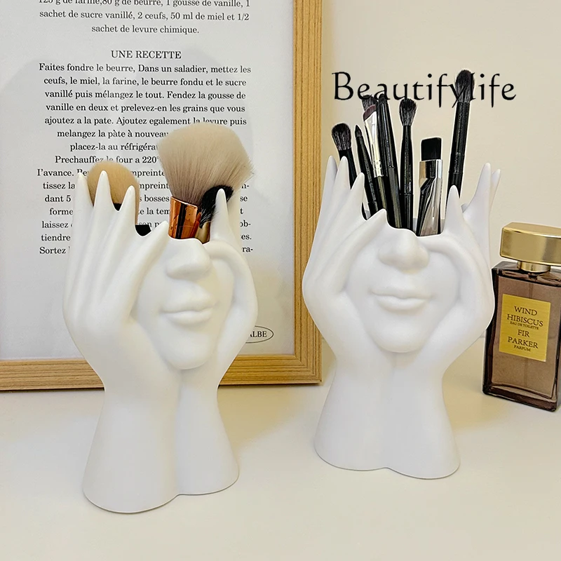 

Nordic makeup brush storage cylinder dresser desktop shelf exquisite high-end designer model