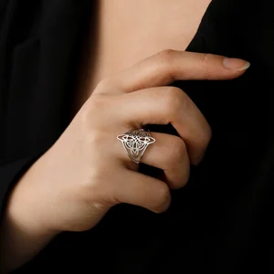 Skyrim-Bruxaria Hexenringknoten für Männer und Frauen, Edelstahlfinger-Ringe, Wicca Trichetra Celtics, herausfordernder Schutzschmuck 10 Hauptverkäufe Celtic Accessoires - №4