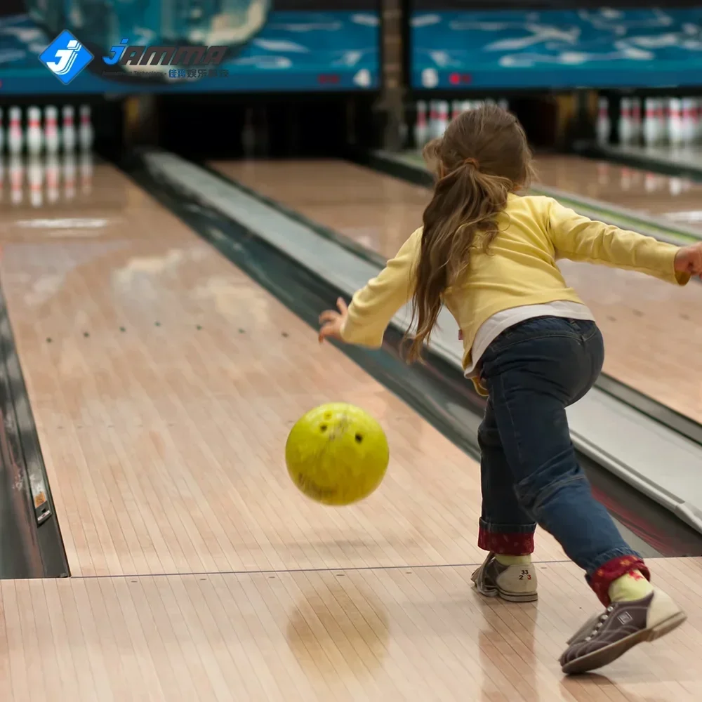New bowling alley 6-8 bowling lanes equipment Adult Children bowling machine - view 2