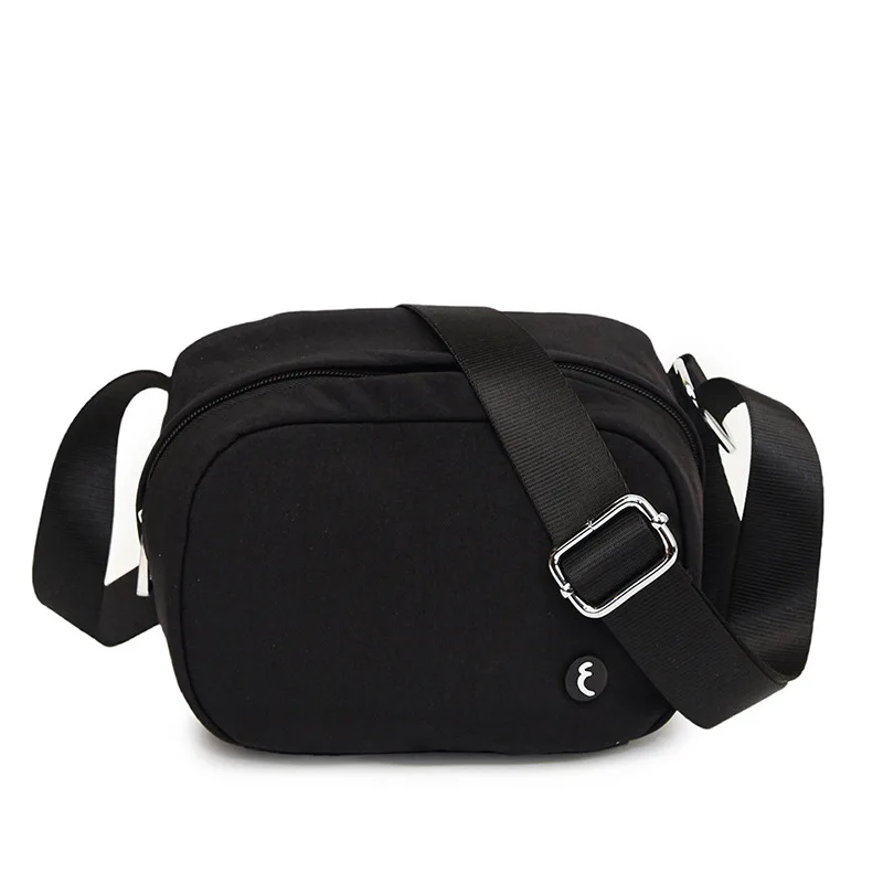 

​​Solid Color Sporty Crossbody Bag Premium Pebbled Leather Convertible Strap Gym Brunch Versatile Minimalist Silhouette Design​​