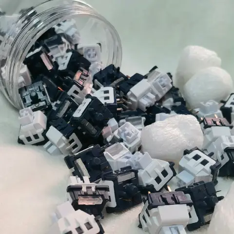 LEOBOG Rambo Switch Linear RGB 5 Pins Mechanical Keyboard HI8 Switch All POM Material Factory Lubed 43 Gf Better Than GreywoodV3