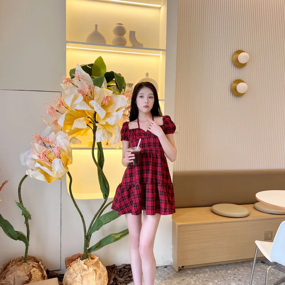 2024 Summer Red Checkered Dress for Women Summer French Style Fashion Classic Puff Sleeve Sweet Dress Suitable for Short Women