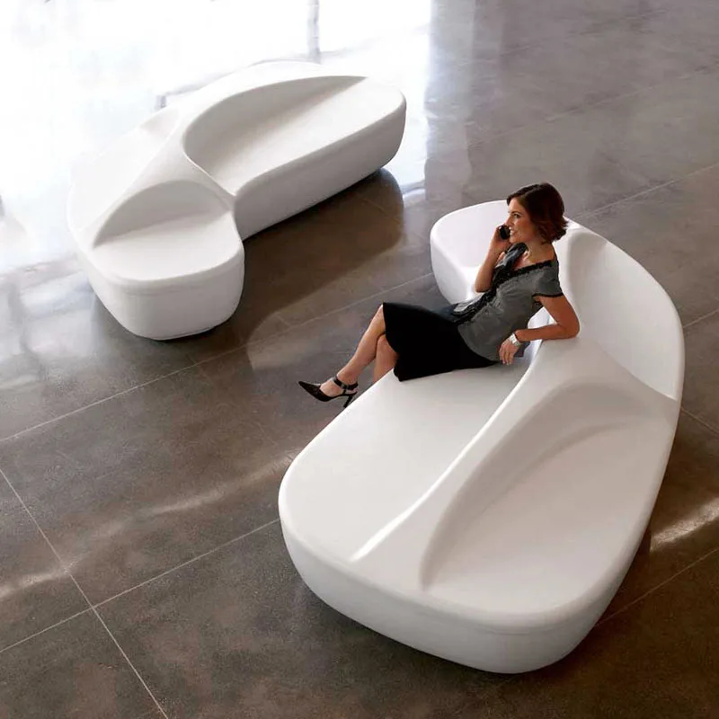 

Customized public leisure shaped sofas and chairs in the lobby of fiberglass leisure shopping malls and hotels