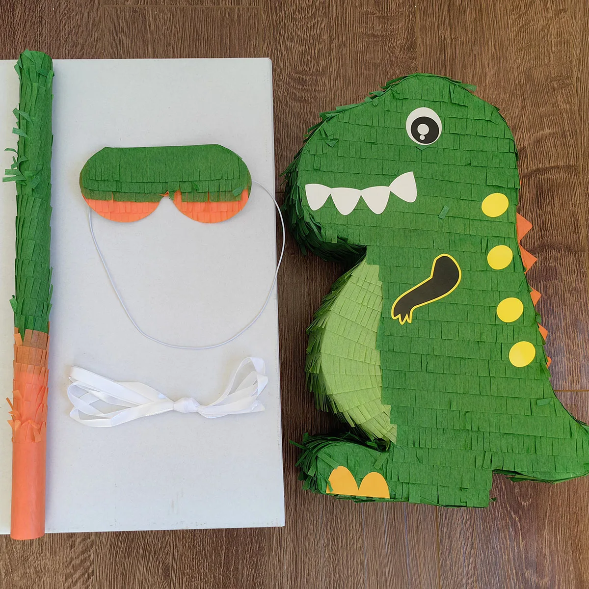 1 SET/BOX  with a Blindfold and Stick  Dinosaur Pinata Bundle Perfect for Birthday Parties, Animal Theme PartiesDecorations,Gift