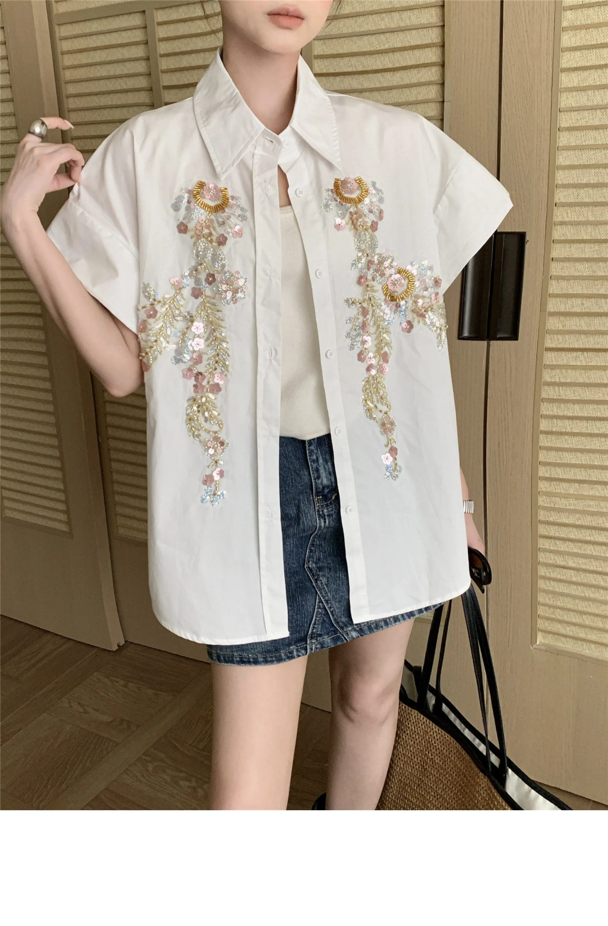 

White Short Sleeve Shirt Women Summer 2026 French Style Luxury Sequin Embroidery Loose Fit Slim Elegant High-End Casual Top