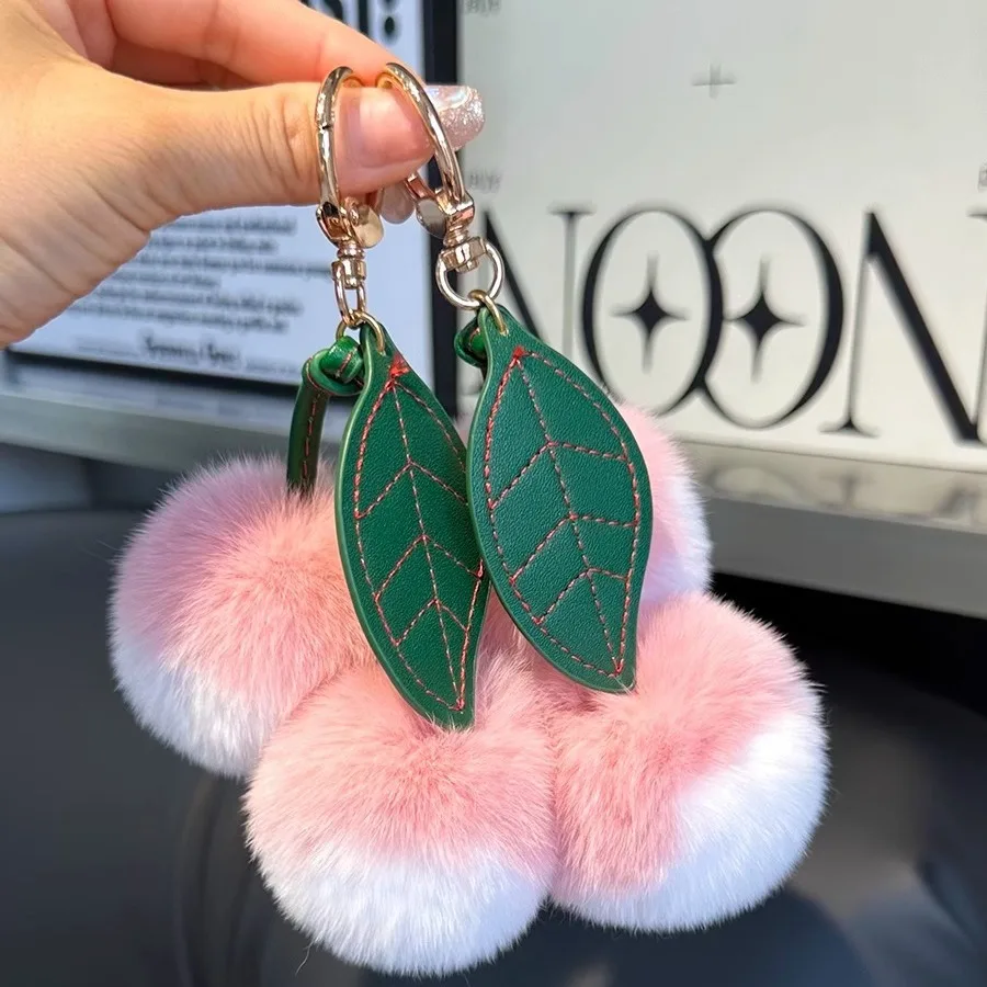 Pink Real Rabbit Fur Lychee Shaped Keychain Cute Plush Ball Doll Car Bag Charm Gift Soft Small Key Pendant for Fashion Accessori