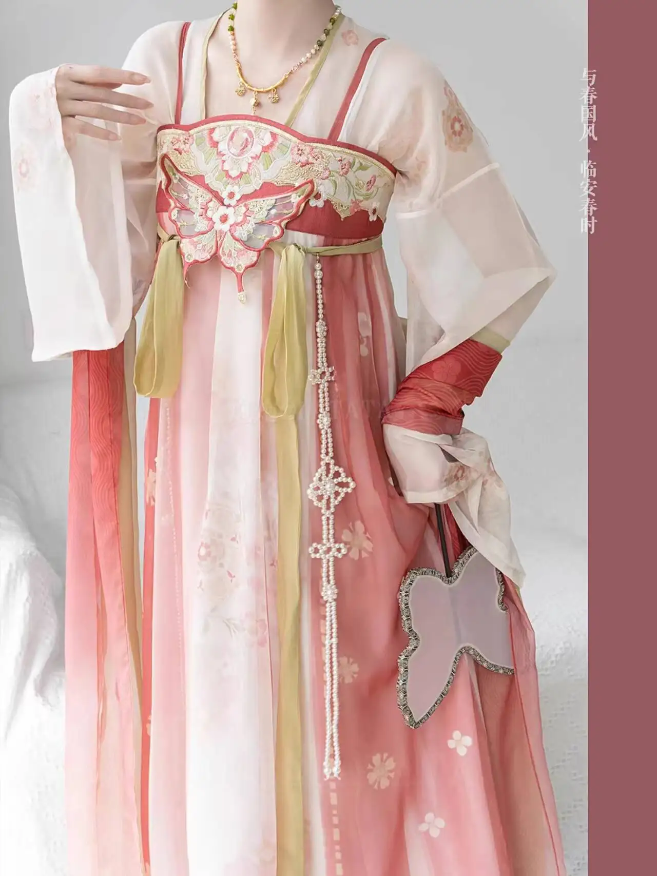 

Женская двубортная рубашка в стиле династии Ханьфу Тан с юбкой с высоким разрезом на груди для повседневной носки, карнавальный костюм на Хэллоуин