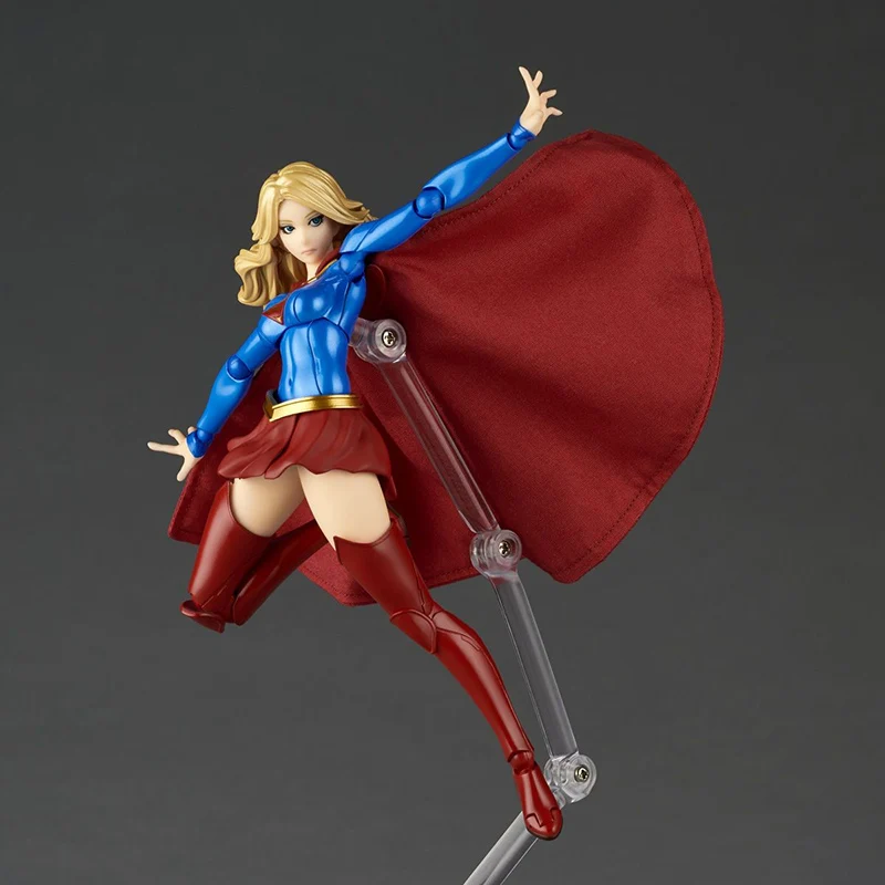 W magazynie KAIYODO 1/12 Revoltech AMAZING YAMAGUCHI DC Supergirl PVC 16CM Anime Action Figures Model Collection Toy