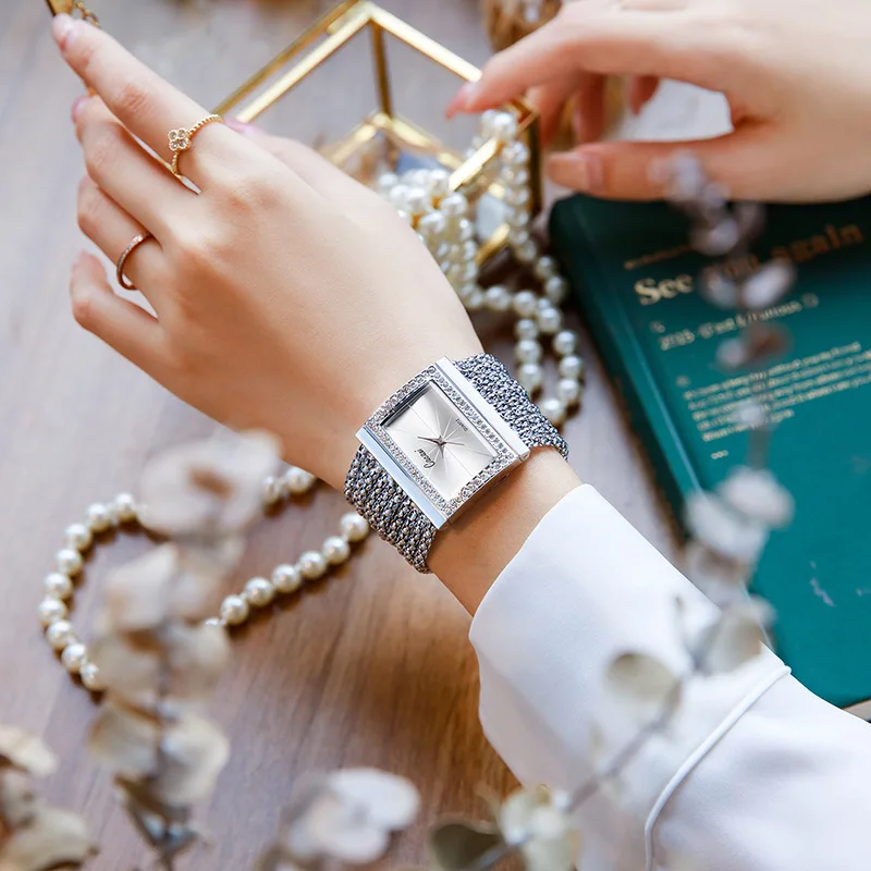 Relojes de pulsera con diamantes de imitación para mujer, pulsera femenina de marca de lujo, de oro