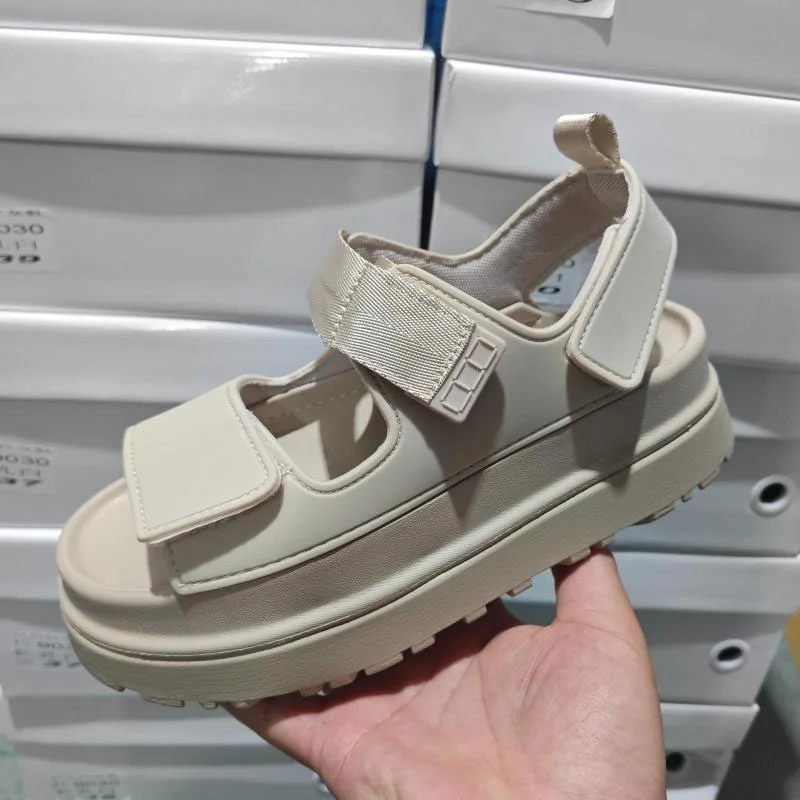 

Женские сандалии, лето 2024, повседневные уличные модные удобные повседневные женские сандалии, пляжные сандалии высокого качества на платформе, обувь