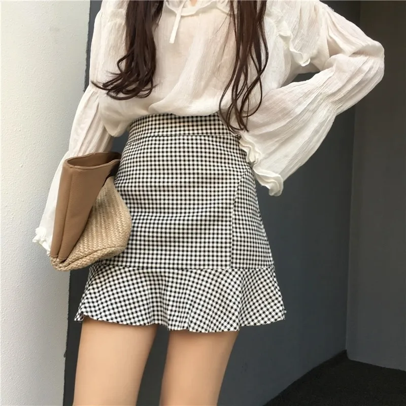 Woman Skirt Patchwork Black And White Plaid Ruffle 2024 Trend Skirts For Women Casual High Quality Offer Aesthetic Hot Harajuku