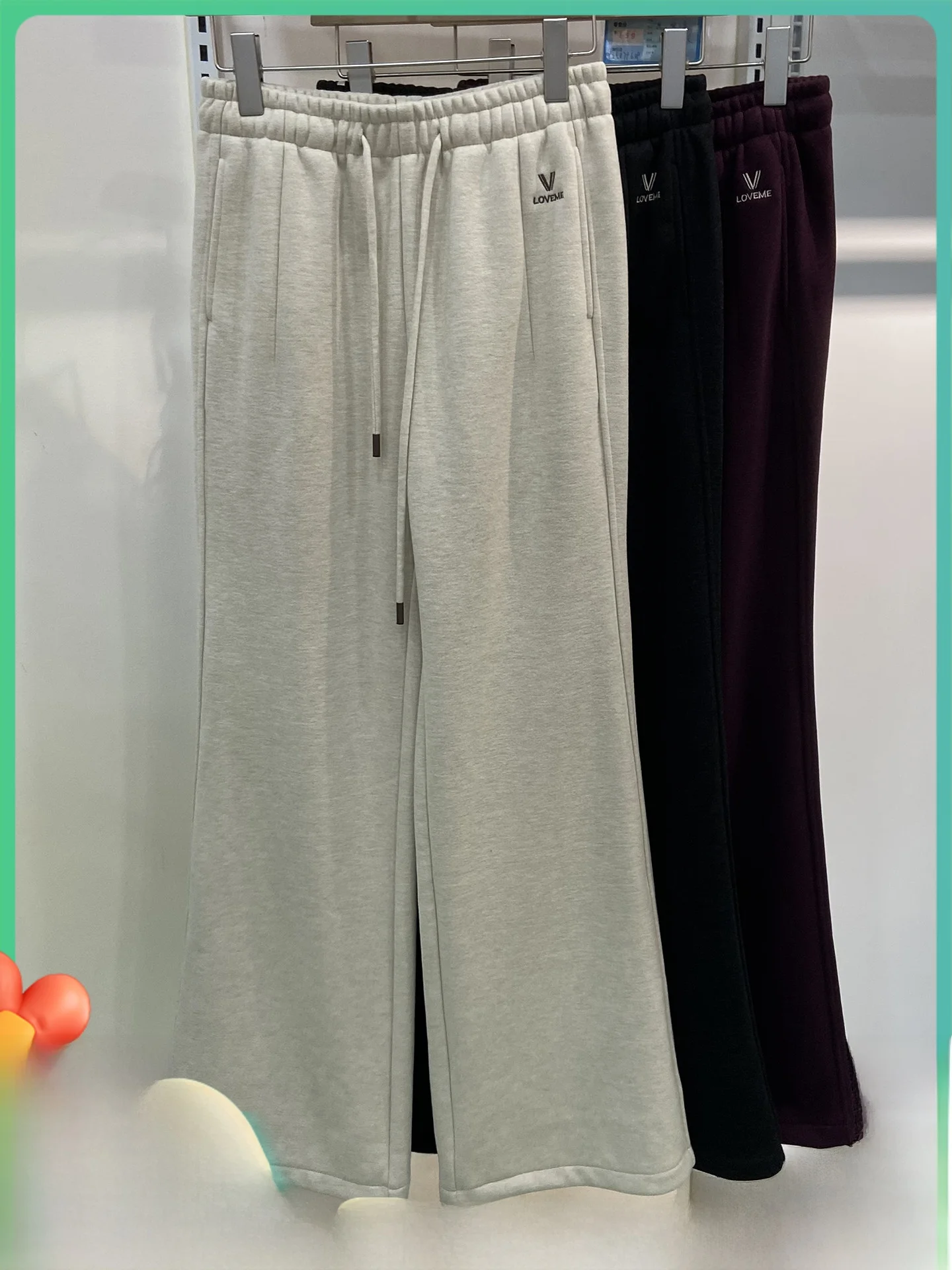 

Брюки с высокой талией на флисовой подкладке с принтом сакуры, повседневные свободные широкие брюки для женщин, модные осенне-зимние новинки, удобные, дышащие