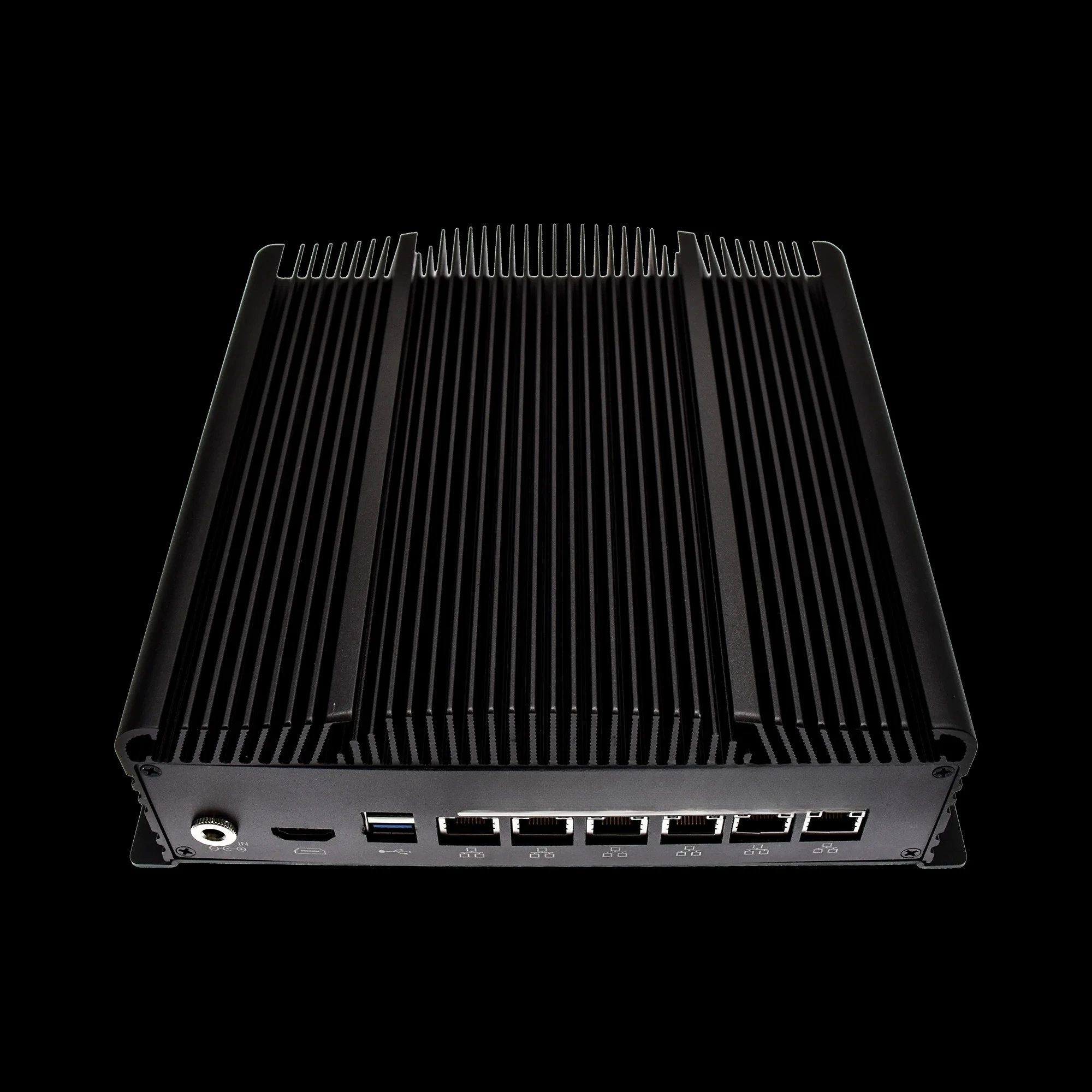 【HOT】Customized Core 11th Industrial PC 6 PoE Machine Vision Motion Control Industrial Computer Fanless Embedde