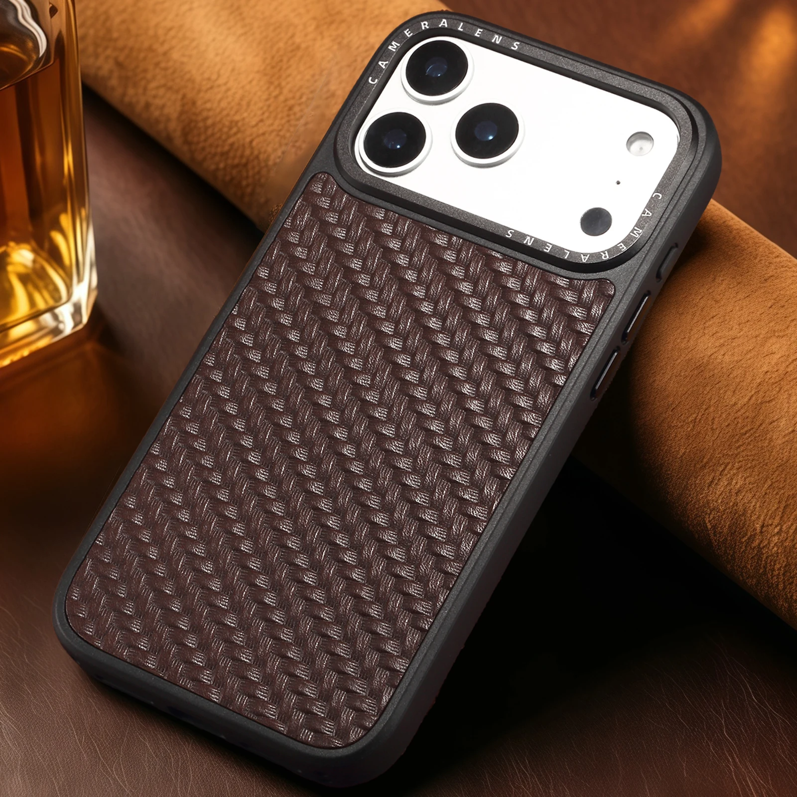Étui de téléphone magnétique sans fil en cuir tressé de luxe Denior, anti-chute, compatible avec les séries iPhone 17/16/15 Pro Max