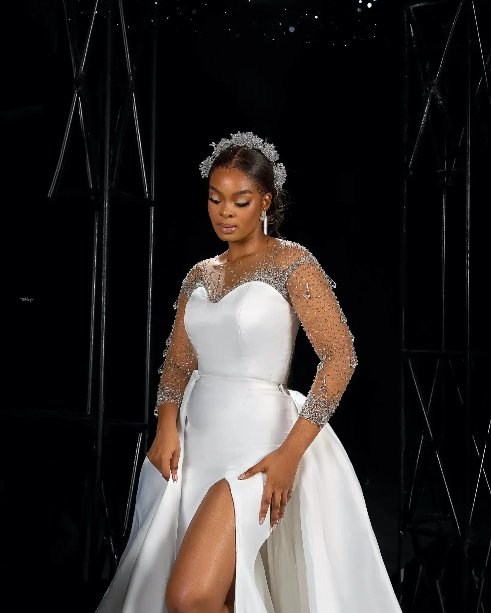 Personalizado frisado cristais colher pescoço sereia vestidos de casamento vestido de casamento 2024 lado dividido trem destacável vestido de noiva