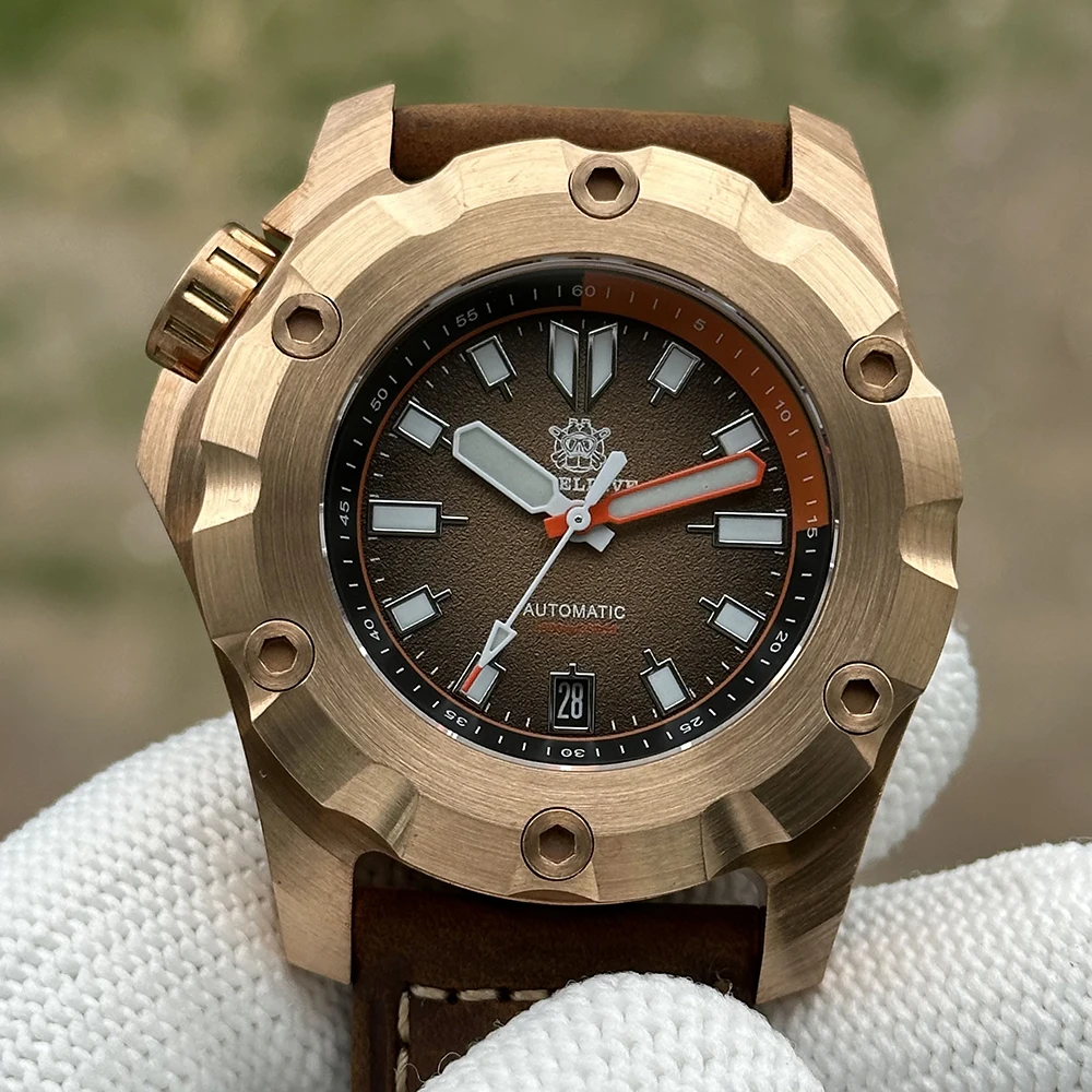 

STEELDIVE Мужские дайверские часы Бронзовые 45 мм Спортивные автоматические механические наручные часы Deep Dive100Bar Водонепроницаемые светящиеся сапфировые часы NH35