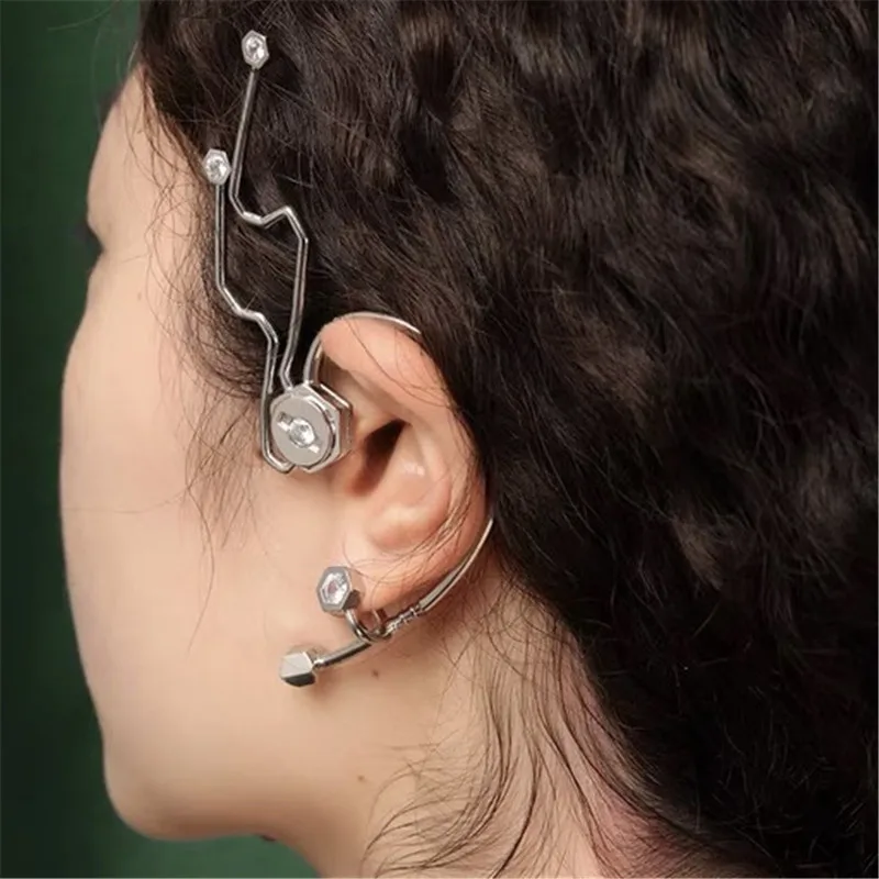 Original Design Cyberpunk Hip-Hop AI Sci-fi Computer Link Ear-hook Metal Men Women New Gothic Ear-hook Trend Fashion Jewelry