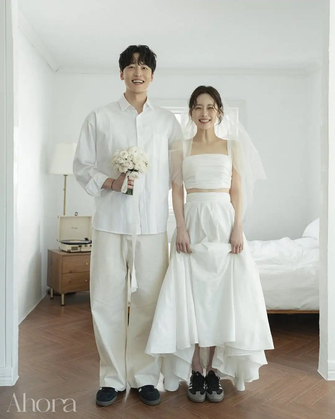 Sondr Simple A Line 2 Pieces Korean Wedding Dresses Pleats Taffeta Bridal Gowns Sleeveless Floor Length Sleeveless Customized