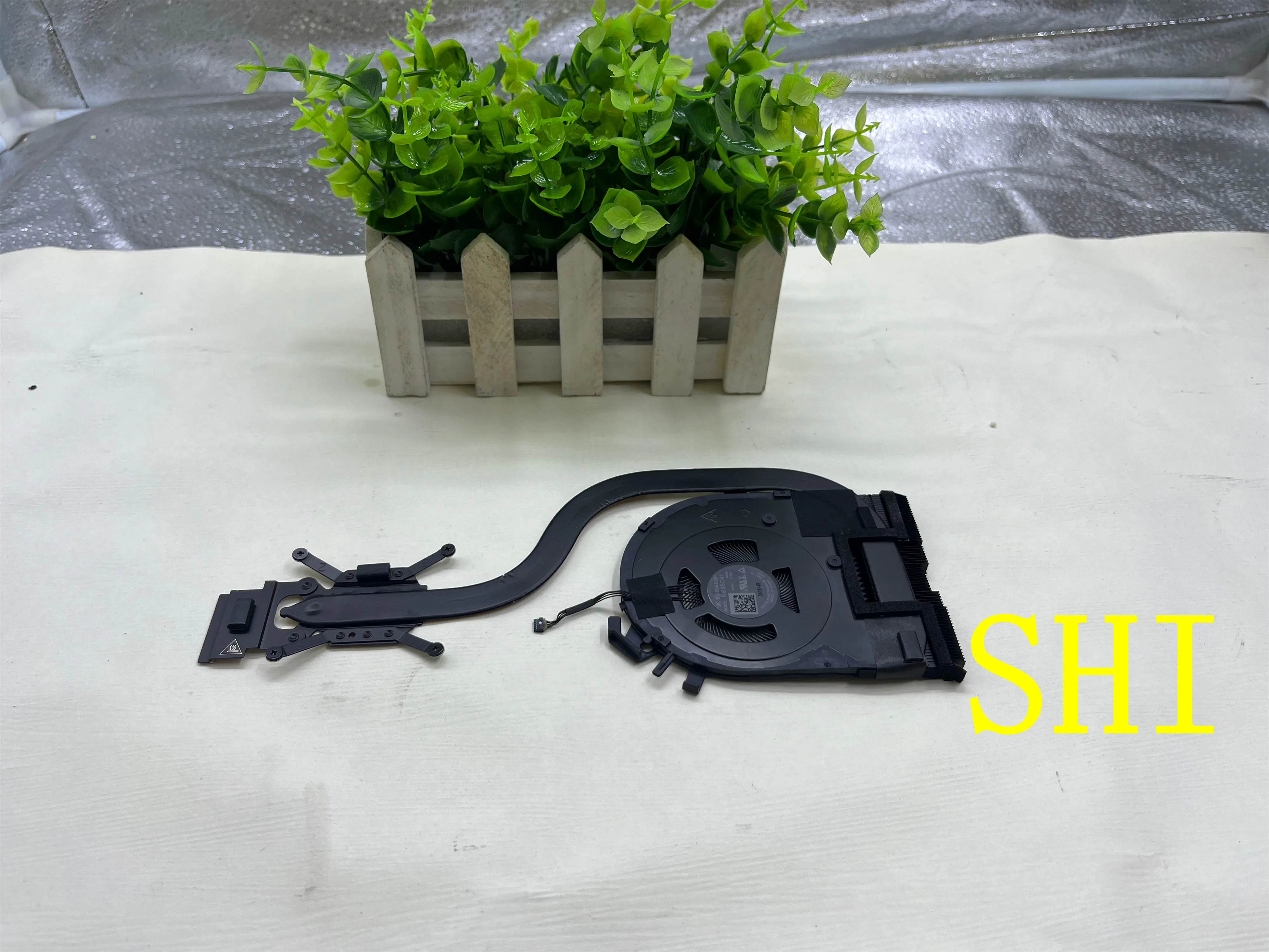 

5H41B77175 FOR CPU Cooling Heatsink Fan For Lenovo ThinkPad T14s Gen 2 Free shipping