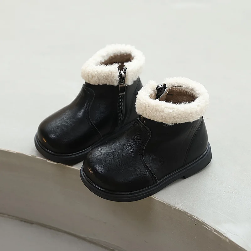 

Модные зимние детские плюшевые ботинки, новые повседневные теплые ботильоны для девочек, простые пушистые детские зимние ботинки с волосатой нескользящей однотонной цвет