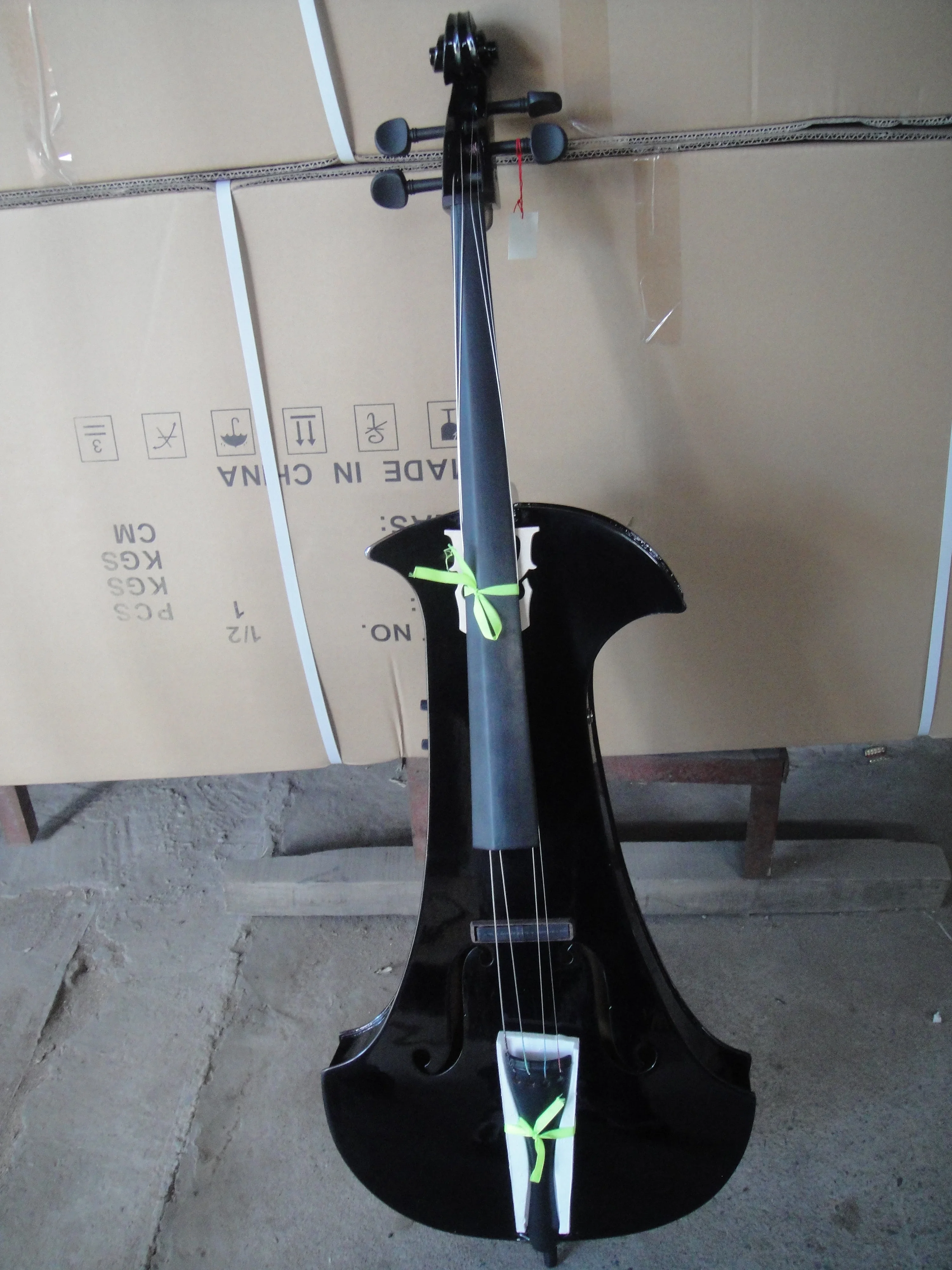 Aileen Patent 4/4 Plywood Electric Cello (CE501)