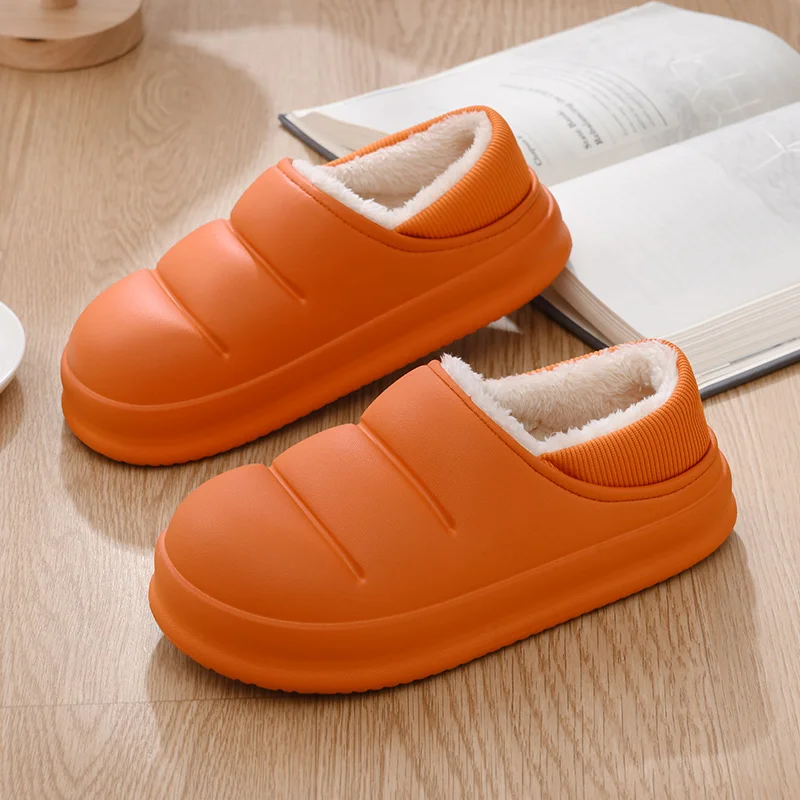 شباشب قطنية دافئة جديدة للخريف والشتاء خفيفة الوزن مقاومة للماء على طراز الخبز للنساء