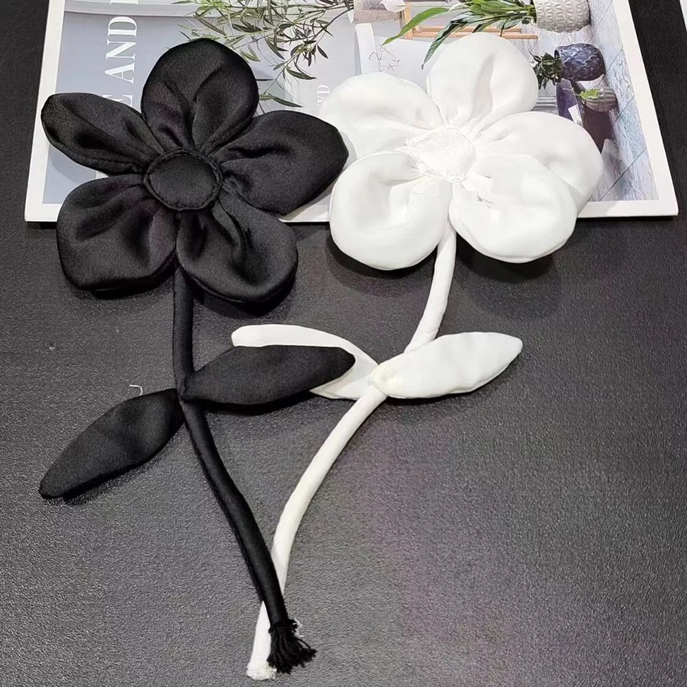 1Pc White Black Handmade Lady Big Flower Patch For Clothes Repair