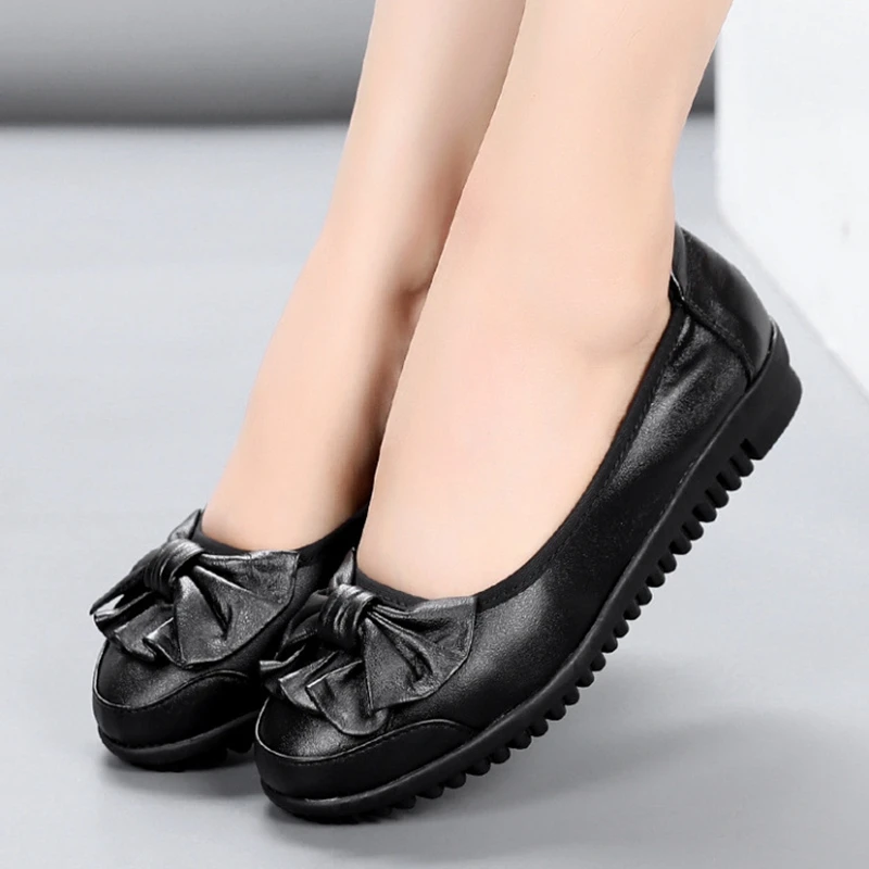 

Plus Size Spring\Autumn Women Genuine Leather Flat Shoes Woman Casual Black Work Shoes female casual single shoes women flats