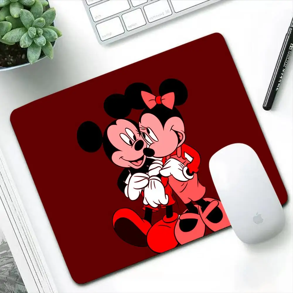 Disney mickey minnie mouse Small Pc Gamer Complete Pad Gaming Accessories Anime Mouse Pad Mousepad Keyboard For Compass Desk Mat