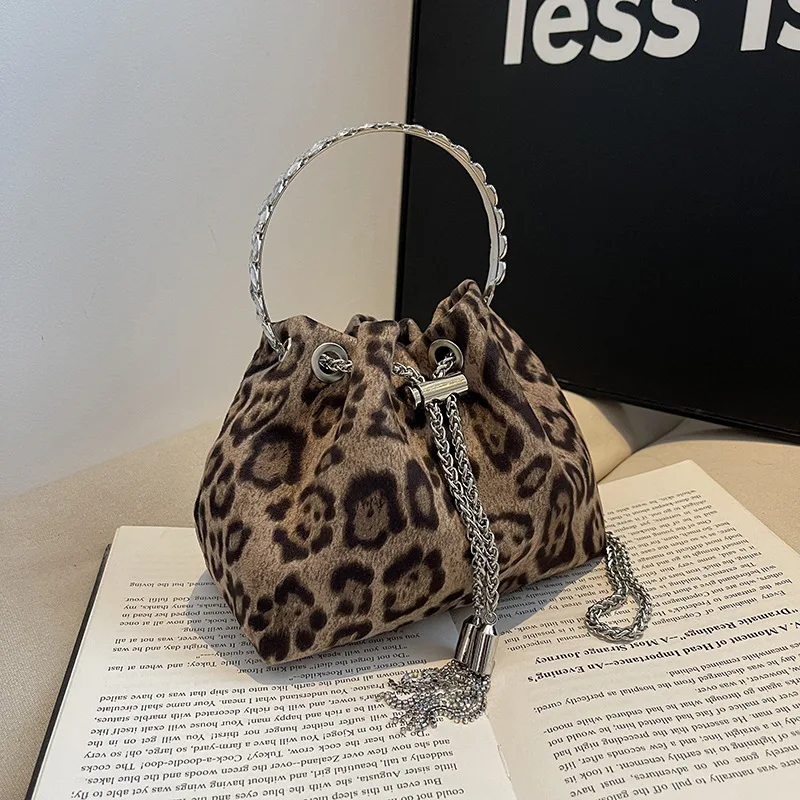 

Women's New Small Bag - Leopard Print Niche Trendy, Diamond-Embellished Chain Crossbody Bucket Tote